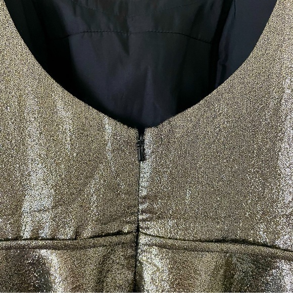 LA FEMME Metallic Fit & Flare Cocktail Dress Size 8 - Picture 6 of 13